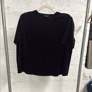 Mango Black Boxy Velvet Top - BRAND NEW - Size XS Short Sleeve Top